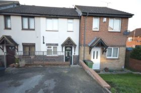 2 bedroom Terraced t...